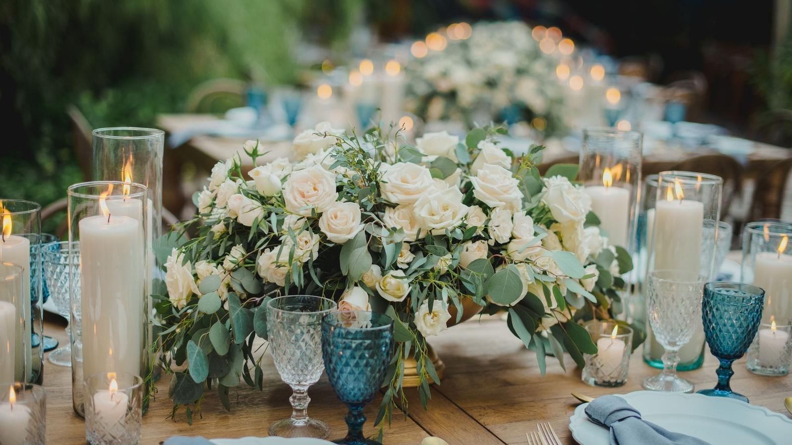 Close-up on a flower banquet on a table at FA acapulco villas