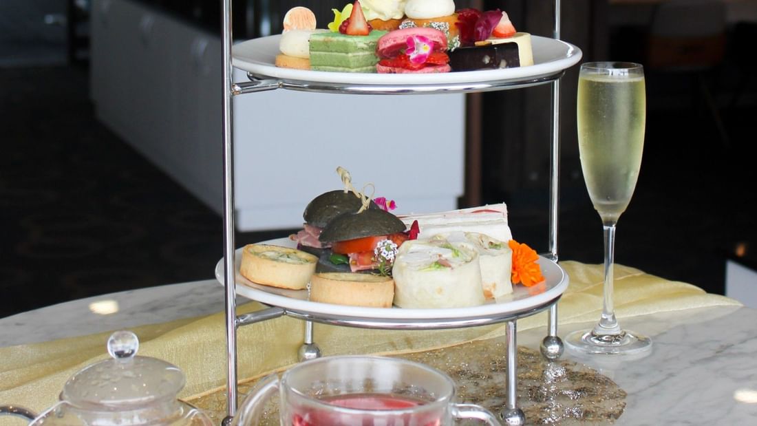 high tea stand