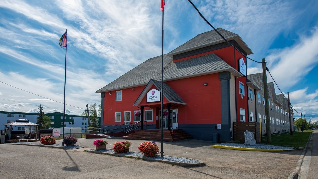 Exterior of Coast Fort St. John Hotel