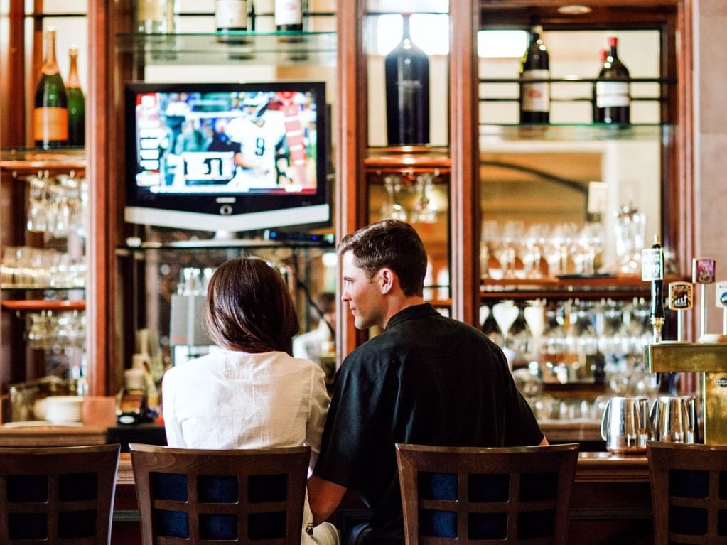 Cena Lounge Aprés Lounge Deer Valley The Chateaux Dining