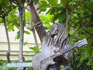 Statue of Bob Marley at Bob Marley Museum near Terra Nova 