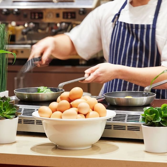 Buffet_Breakfst_-_Egg_Station
