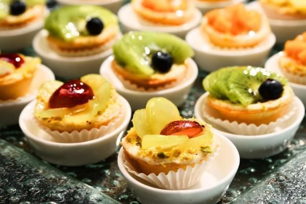 Fresh fruit tartlets, a great sweet canape idea