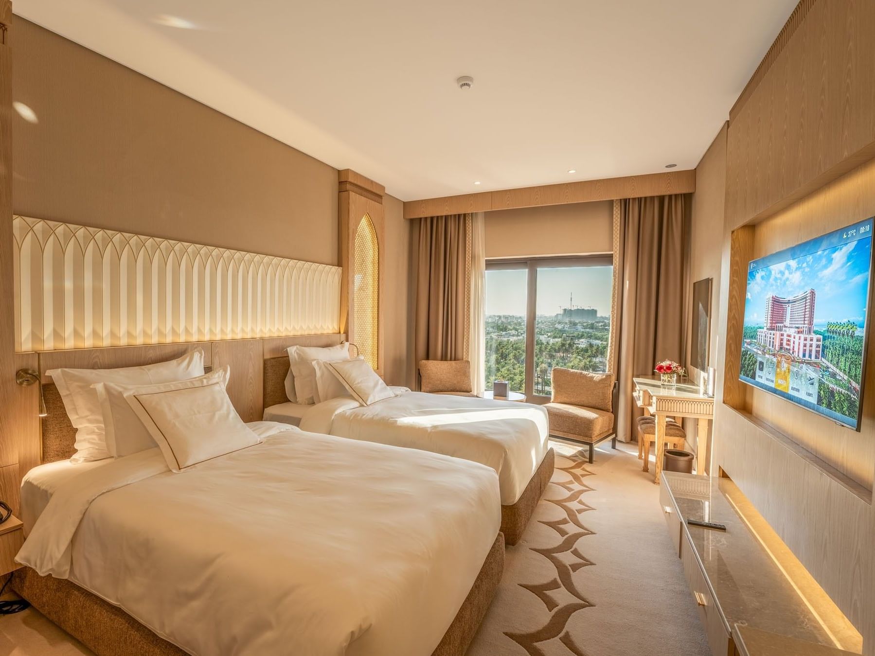 Deluxe Twin Room City View at World Heart Hotel Baghdad