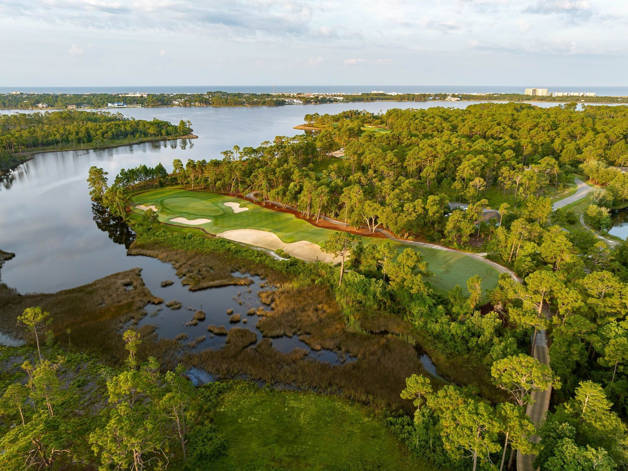 Shark's Tooth Golf Course - Hole 5