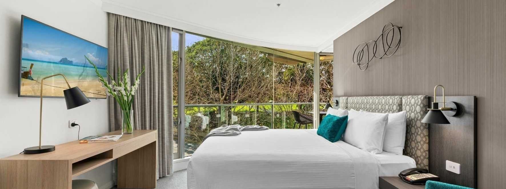 Deluxe 2-bedroom Garden View Suite at Pullman Quay Grand Sydney