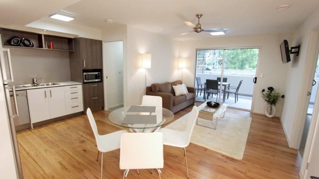 On Gailey_Kitchen, Dining and Lounge