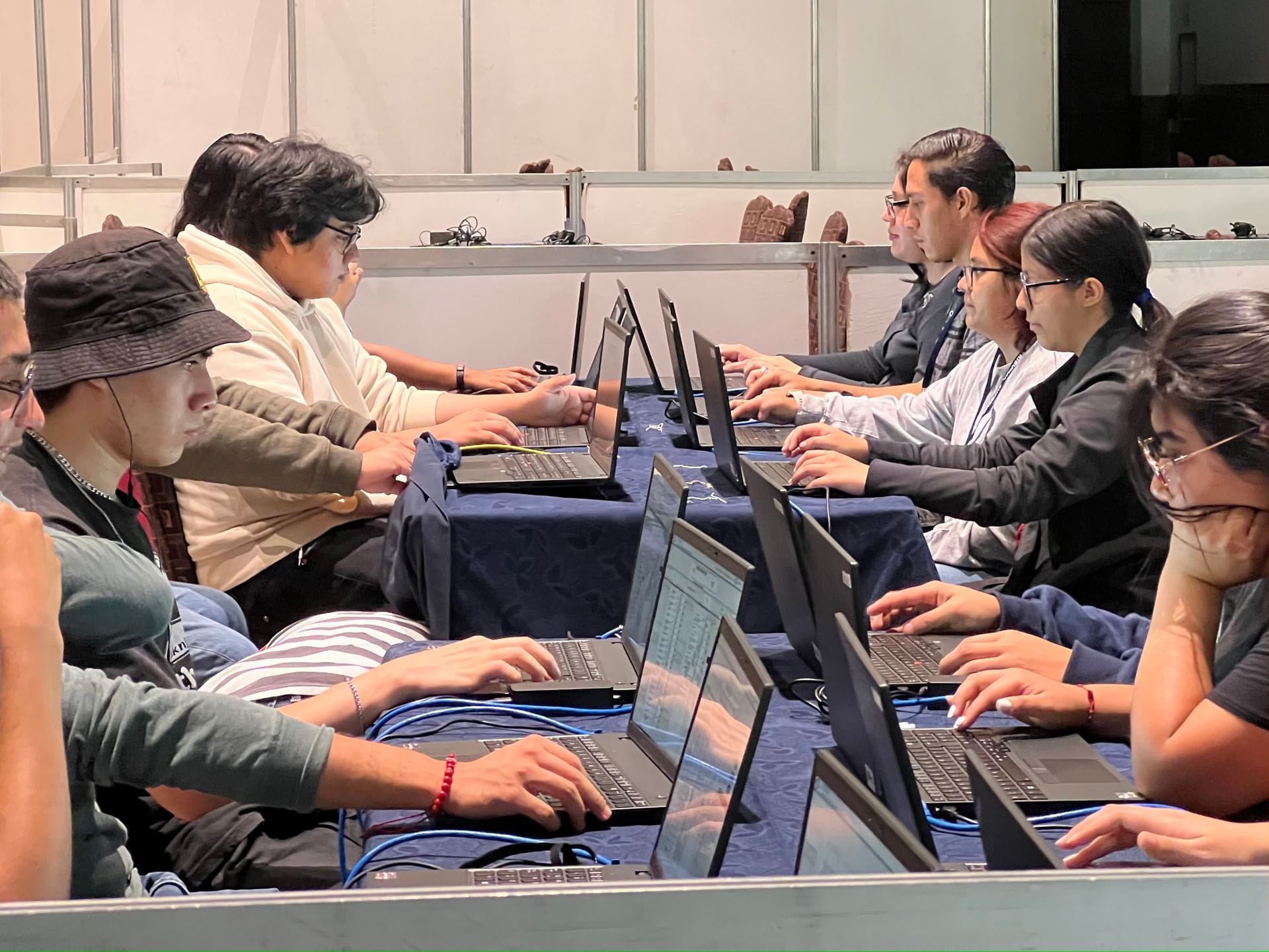 People working with laptops in Cacao at Tikal Futura Hotel