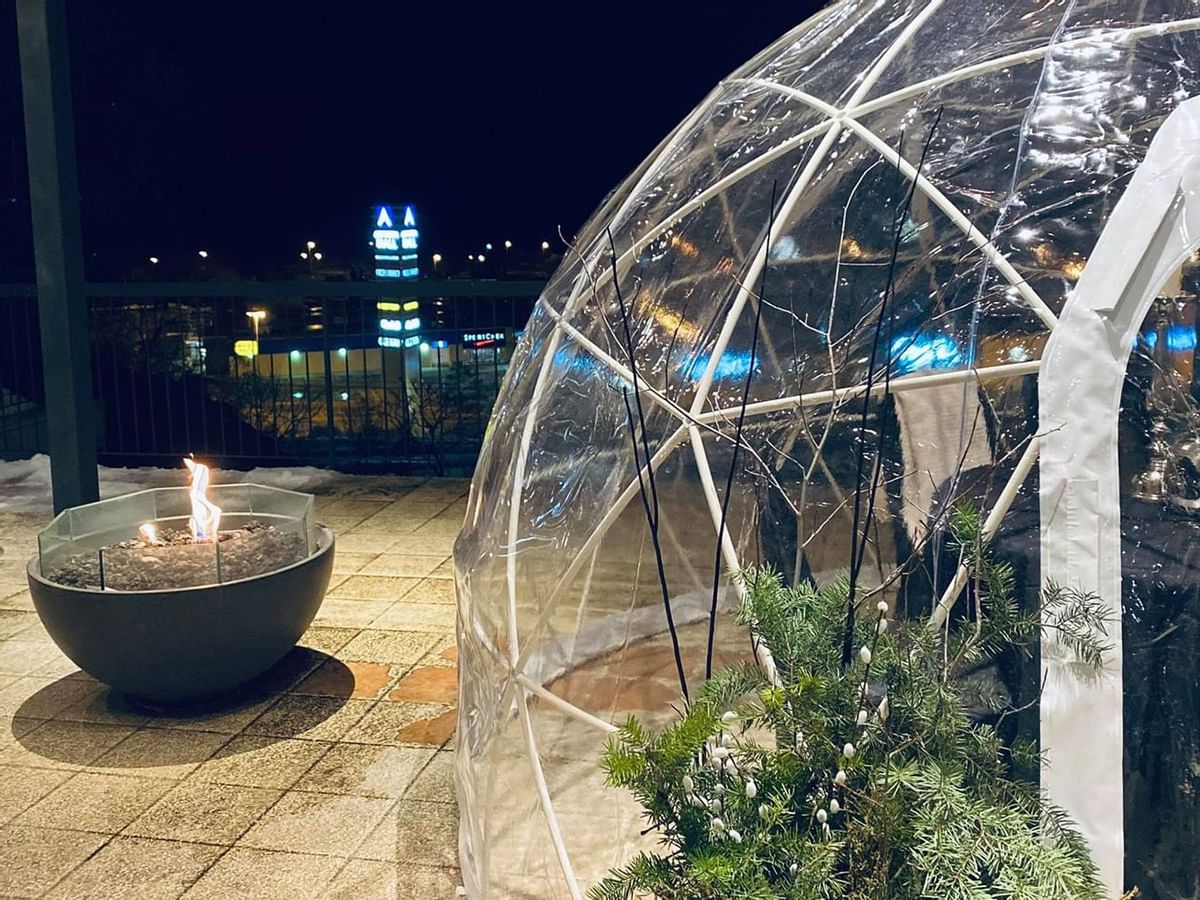 Bubble seating at ROMEOs Kitchen + Spirits