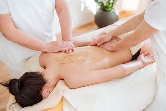 Peelingmassage im Lindenstöckl von Schloss Pichlarn