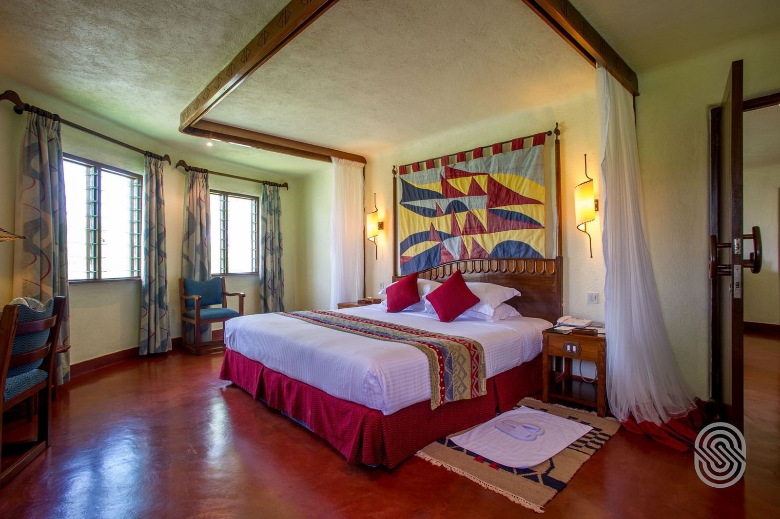 King bed in the Stranded Room at Lake Manyara Serena Lodge