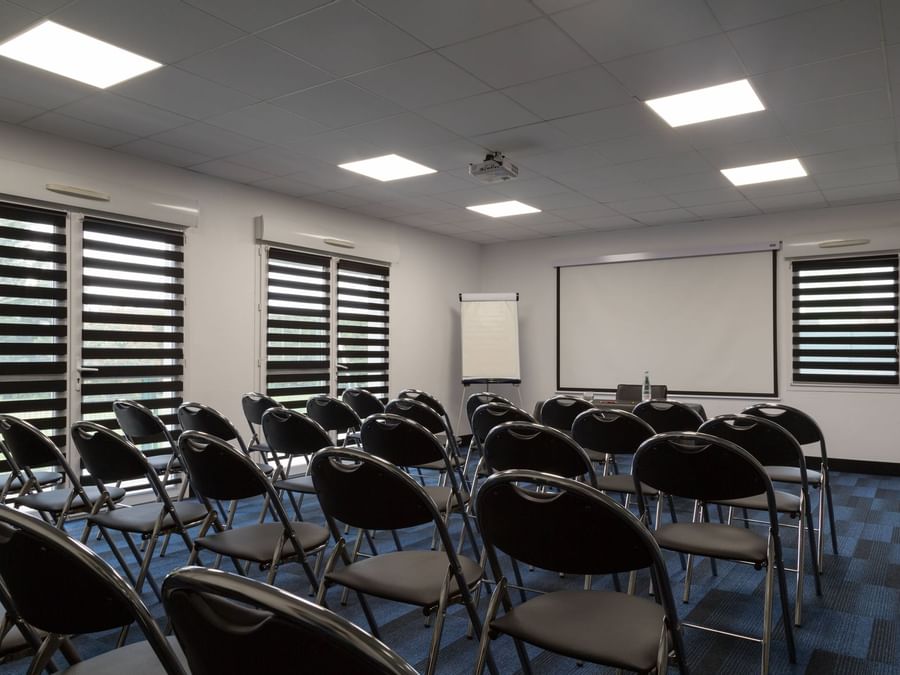 Interior of a meeting room at Actuel Hotel