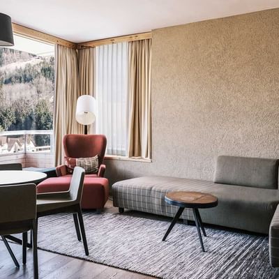Lounge area in Senior Suite Grimming at Falkensteiner Hotels