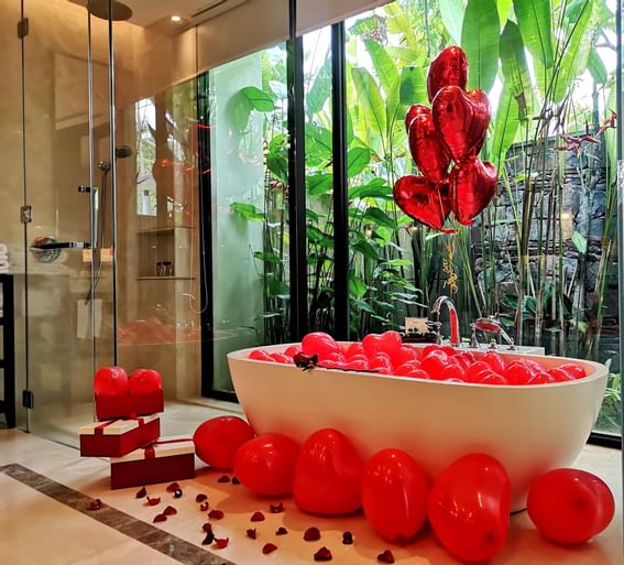 Bathtub deco with heart shaped balloons at Danna Langkawi Hotel