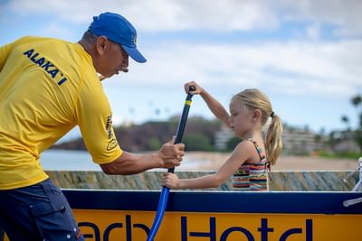 Instructor teaching to paddle at Ka'anapali Beach Hotel Hawaii