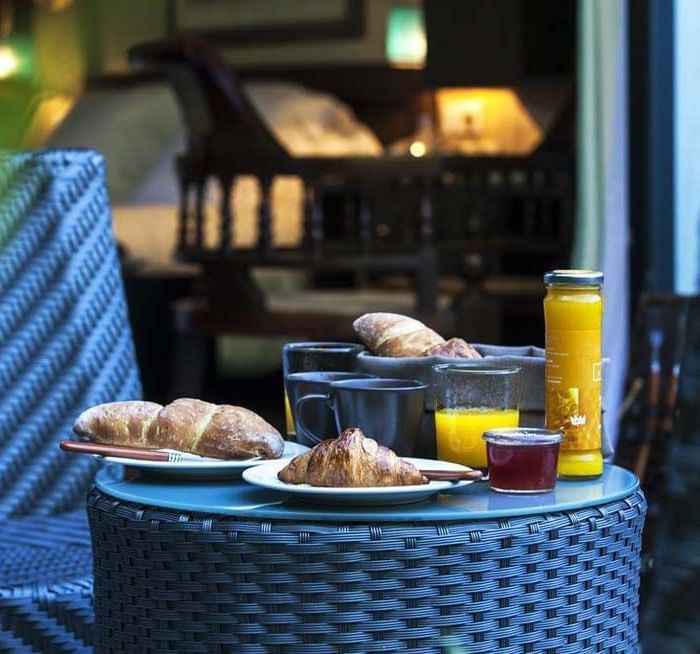 Petit dej Mare Aux Oiseaux