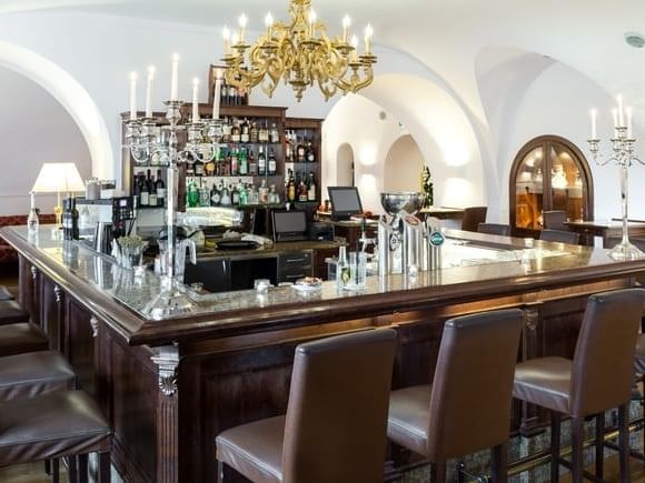 Bar counter in Schloss cafe & bar at Schloss Pichlarn Hotel