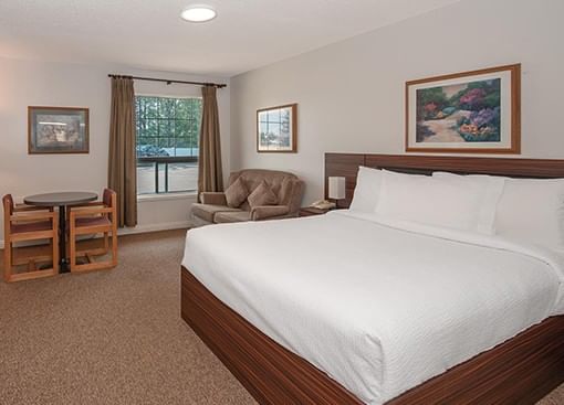 Coast Queen at Coast Whitecourt Hotel