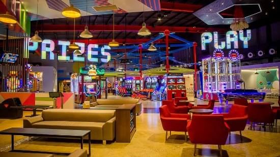 Interior of King Pin Darwin Arcade at Novotel Darwin Airport