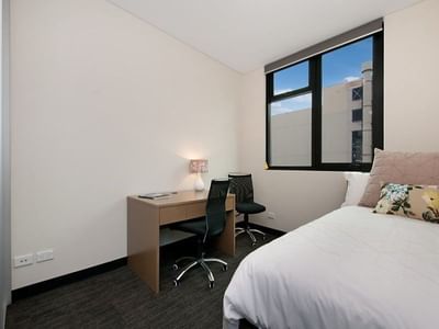 Student Living Edge Apartments_Adelaide Serviced Apartments – East End bedroom
