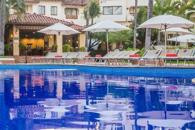 pool at Plaza Pelicanos Grand Beach Resort Hotel