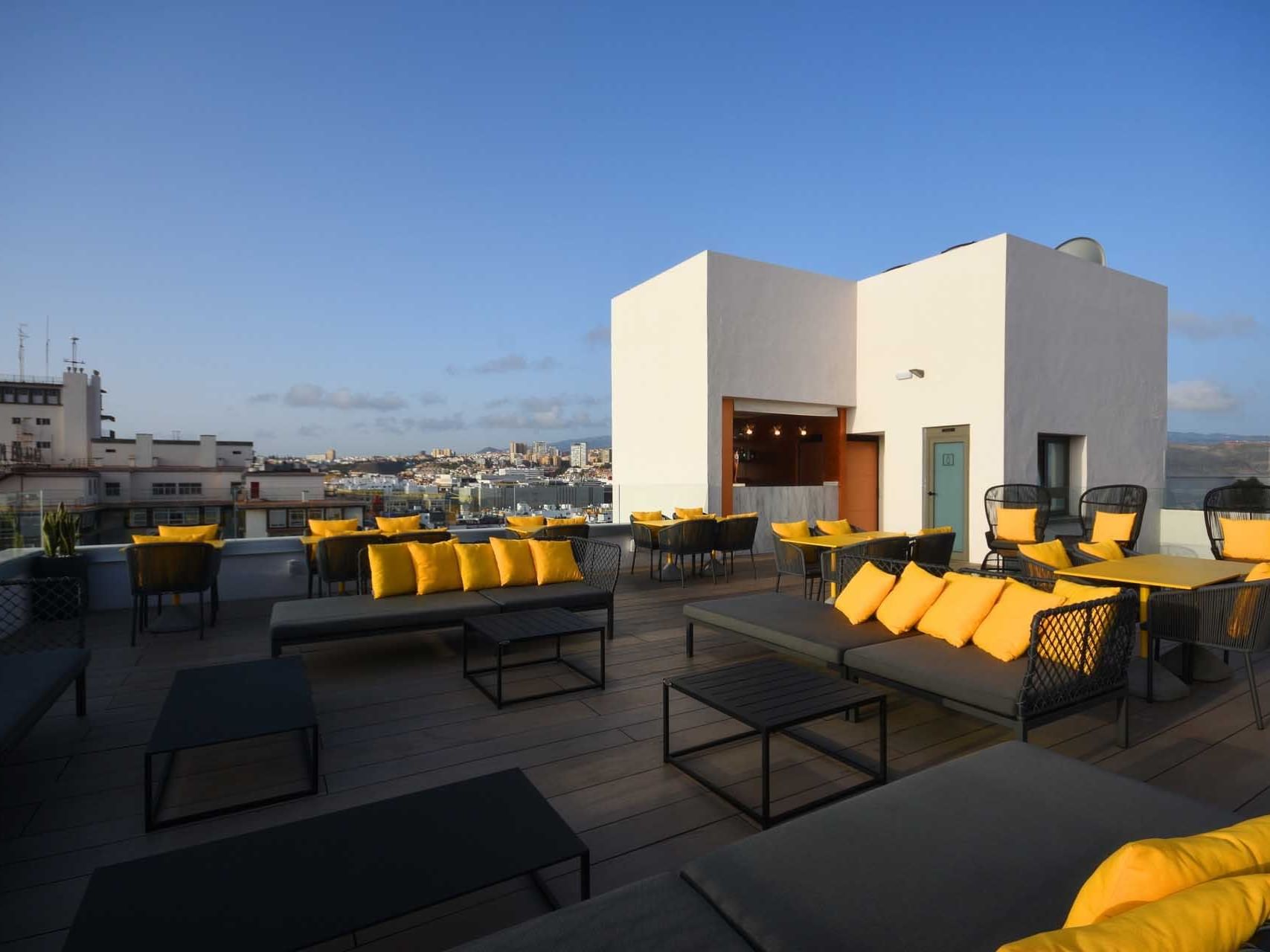 Ibex Bar en hotel Design Plus Bex