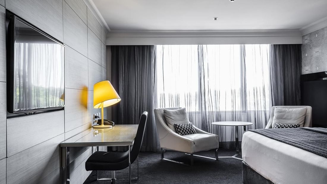 Deluxe Rooms at Pullman and Mercure King George Square Brisbane 