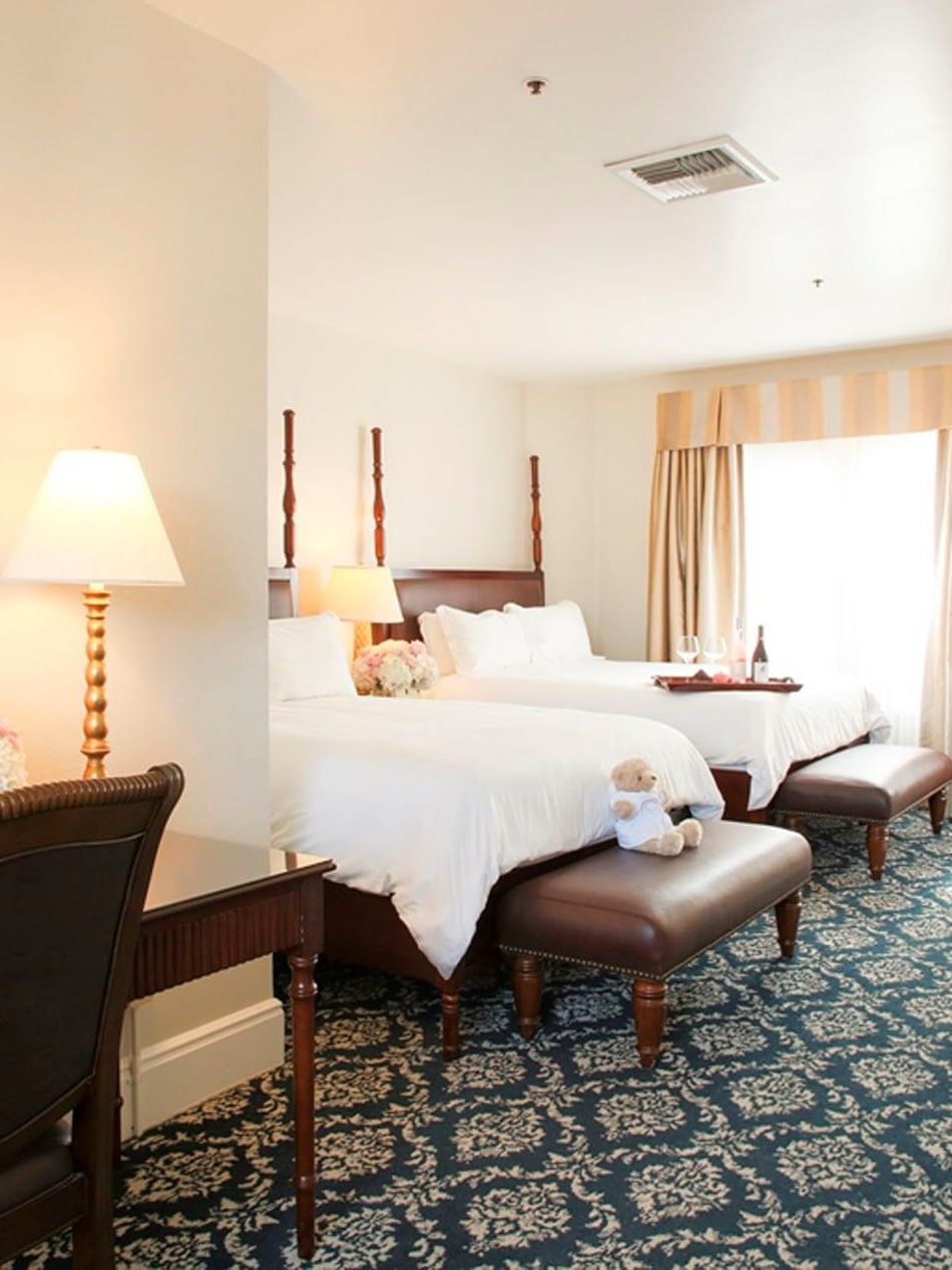 Glenwood Two Queen Beds