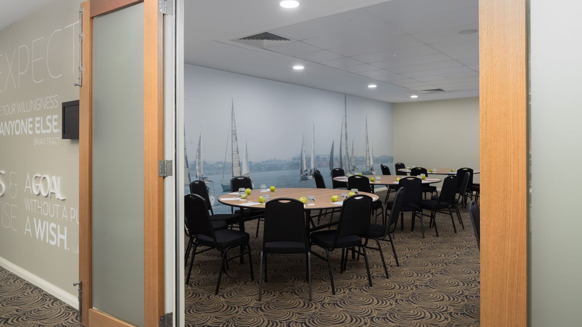 1936-Novotel-Geelong-20191119