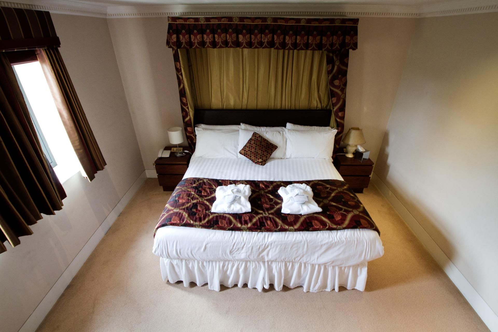Deans Lodge Junior Suite at Barn Hotel Ruislip near London