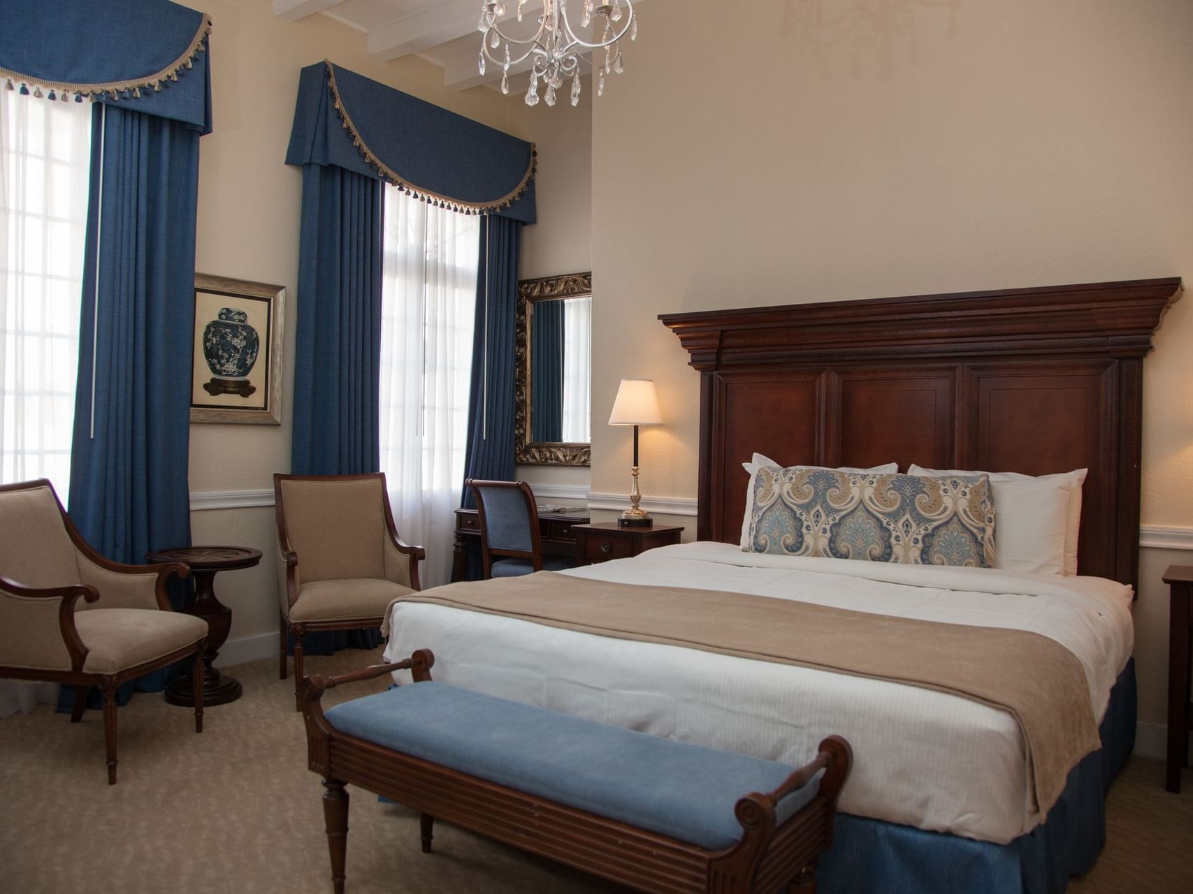 King Bed Suite with one bed at Hotel St. Pierre