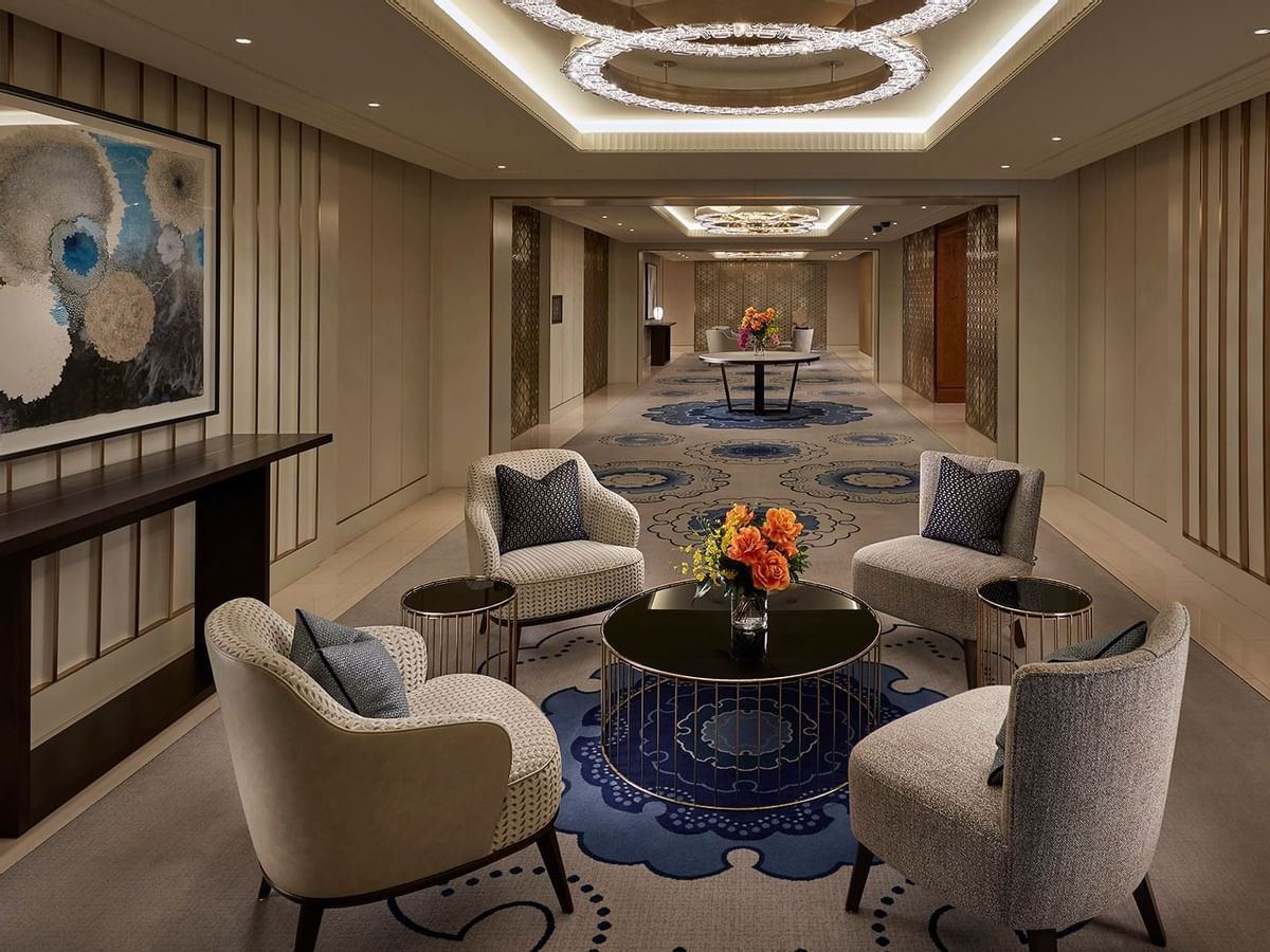 Lounge & gathering area in Horizon Hall at Crown Hotels