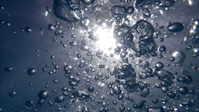 Closeup of water bubbles at The Original Hotels