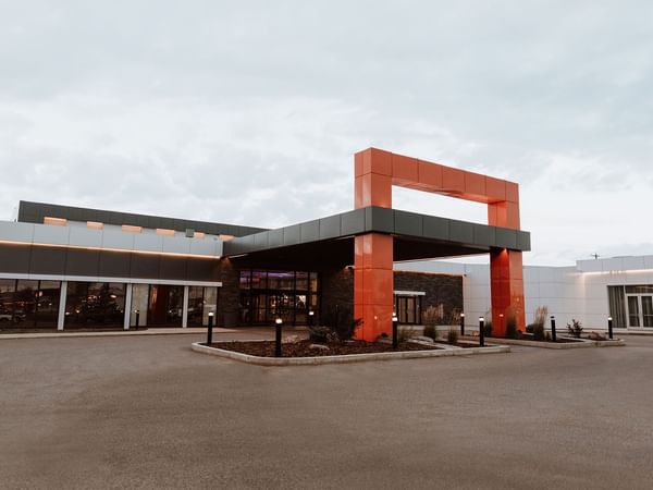 Exterior of Coast Nisku Inn & Conference Centre