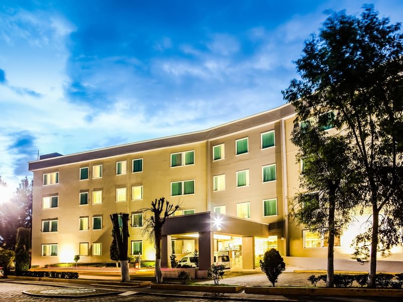 Exterior view of the entrance to Fiesta Inn Perinorte