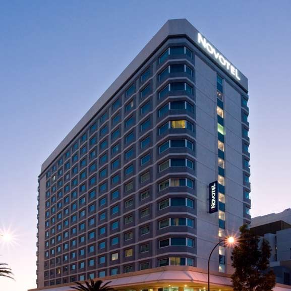 novotel_perth_building4