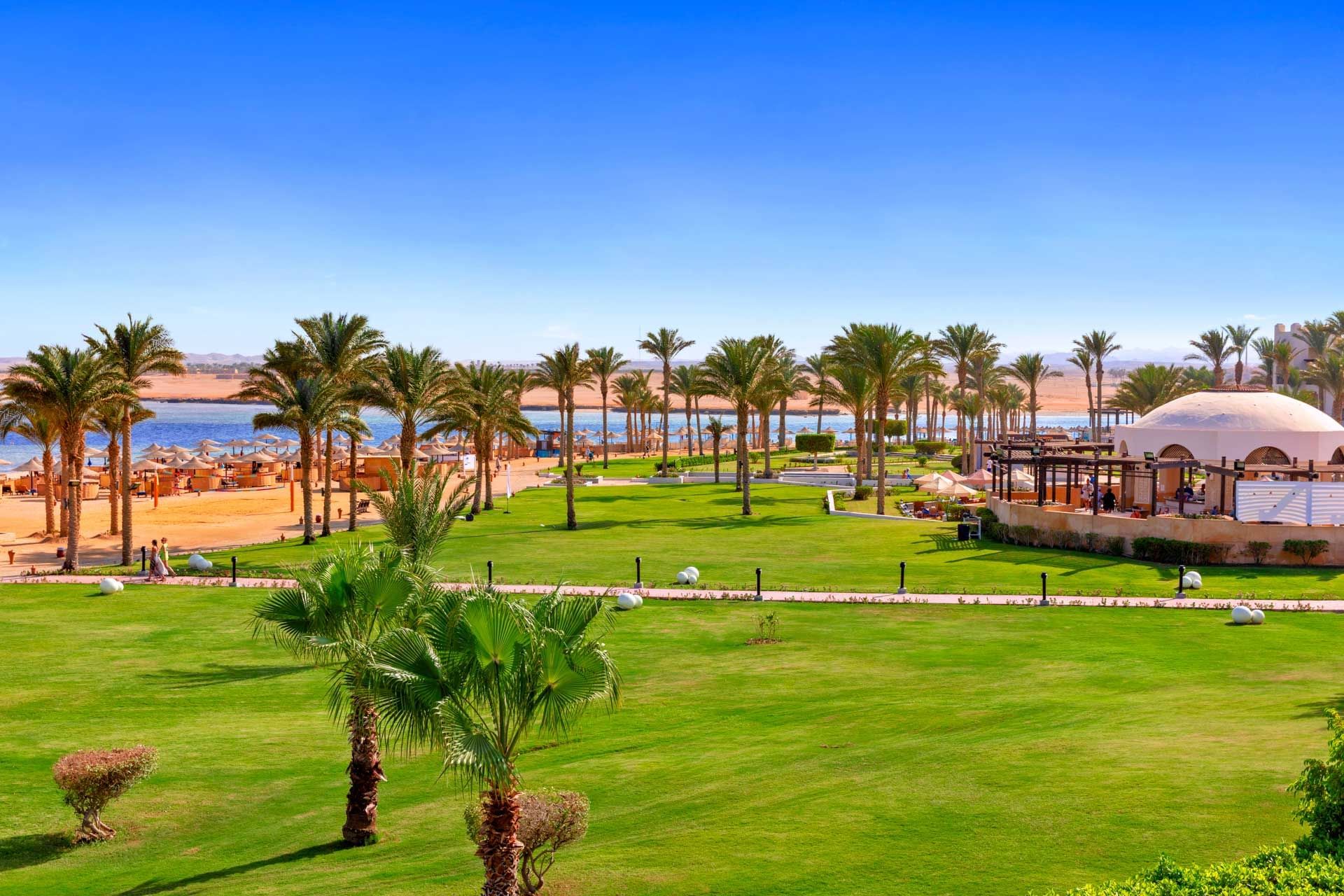 Garden at Pickalbatros Palace Hotel in Port Ghalib