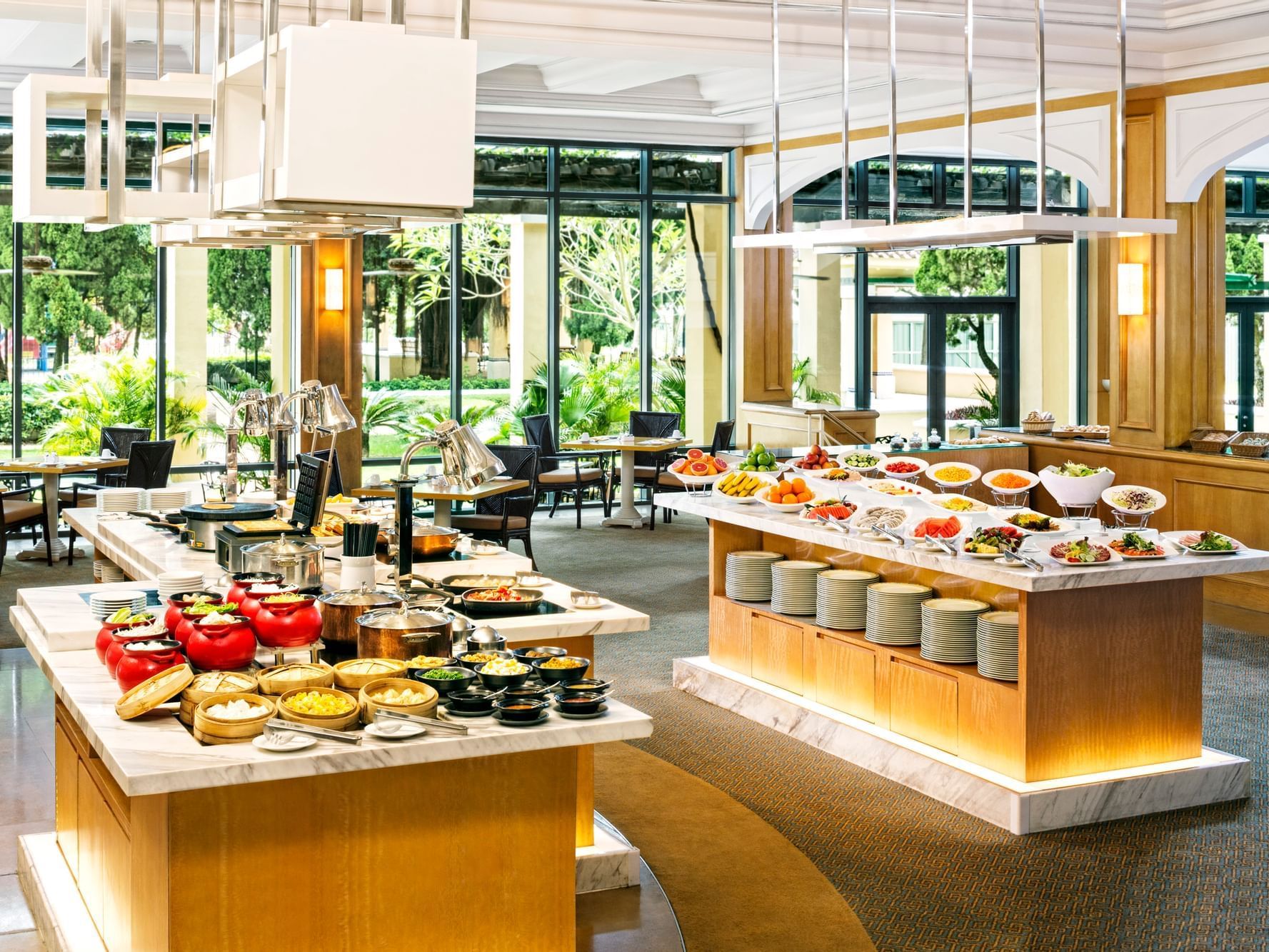Dinner buffet in Café Panorama at Grand Coloane Resort