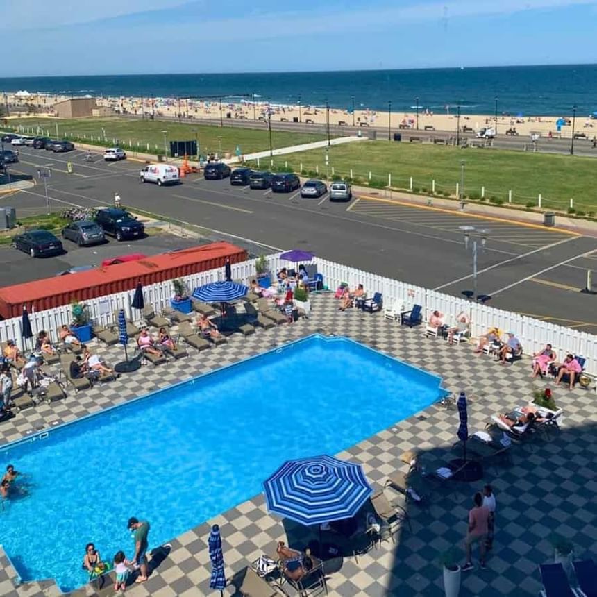 the berkeley hotel pool from above