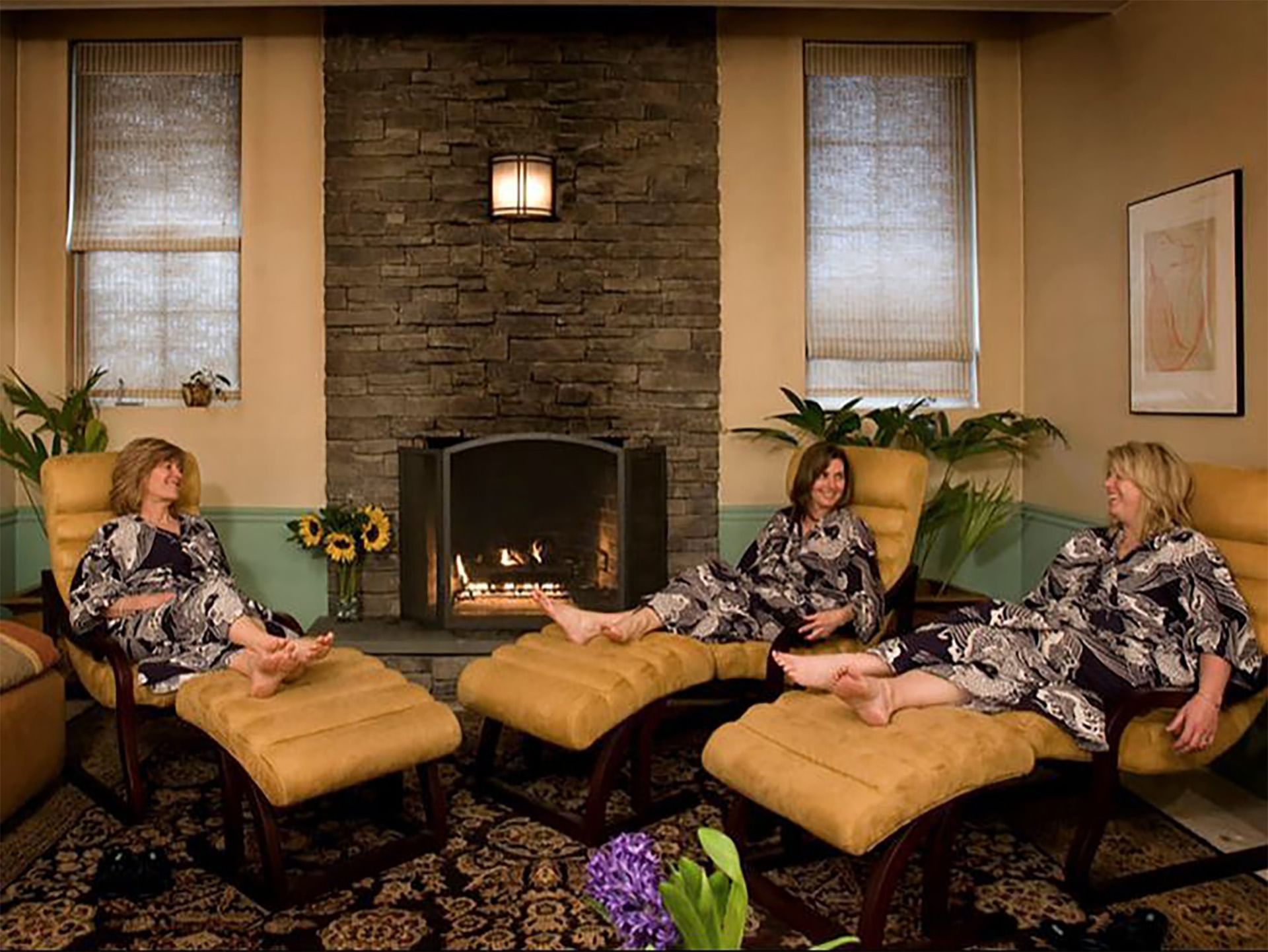 August Moon Spa | Finger Lakes Spa in Ithaca, NY