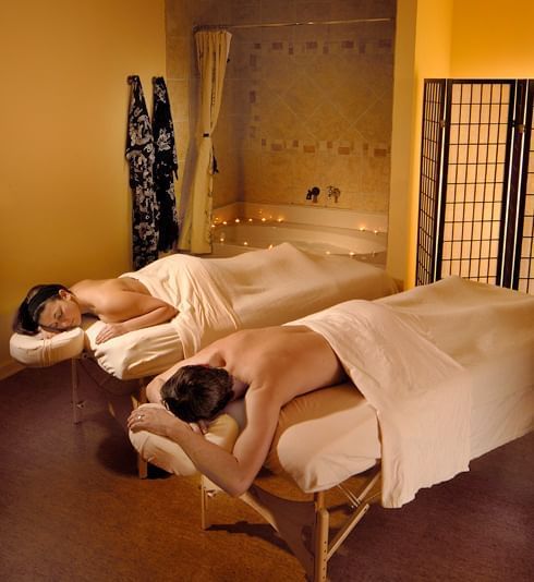 Classic Massage | Lakes Spa August Moon