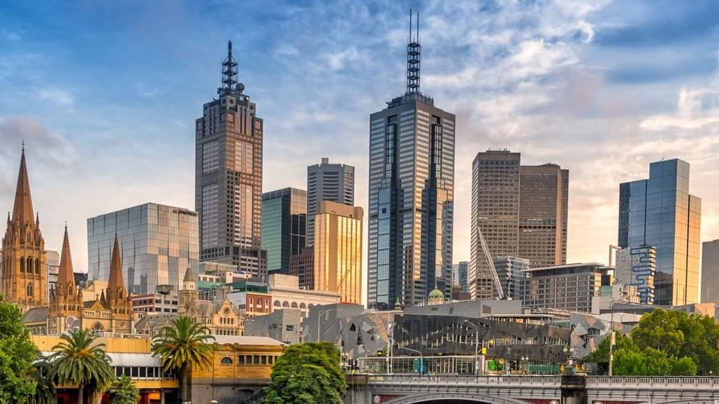 Landscape view of Melbourne City near Novotel Melbourne