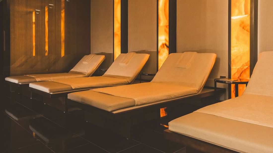 Relaxing beds in the Spa at Almanac Barcelona, wellness hotel Barcelona