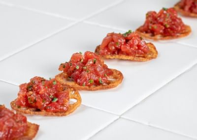 Bloomsbury Street Kitchen Hot Miso Chips With Spicy Tuna