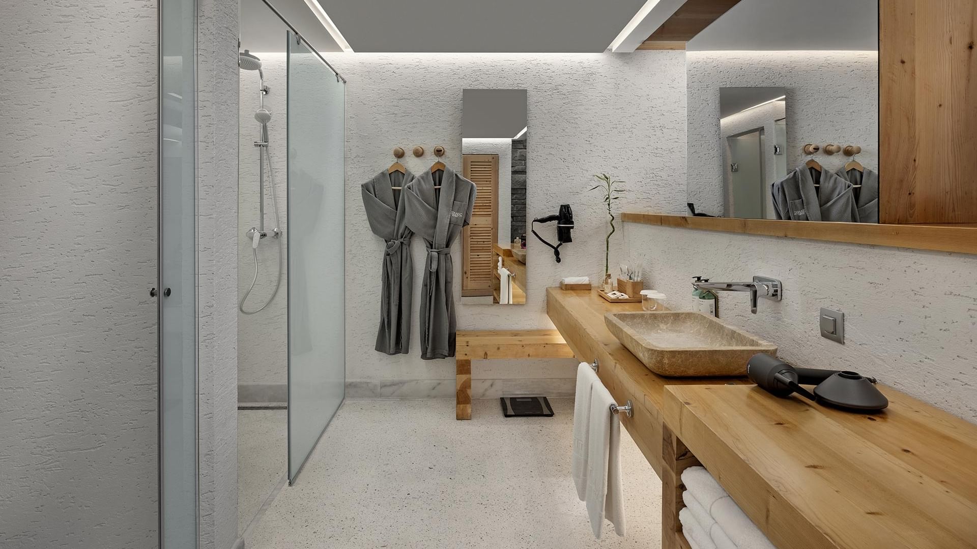 Exclusive Swim-up Room's Bathroom at Titanic Luxury Collection Bodrum