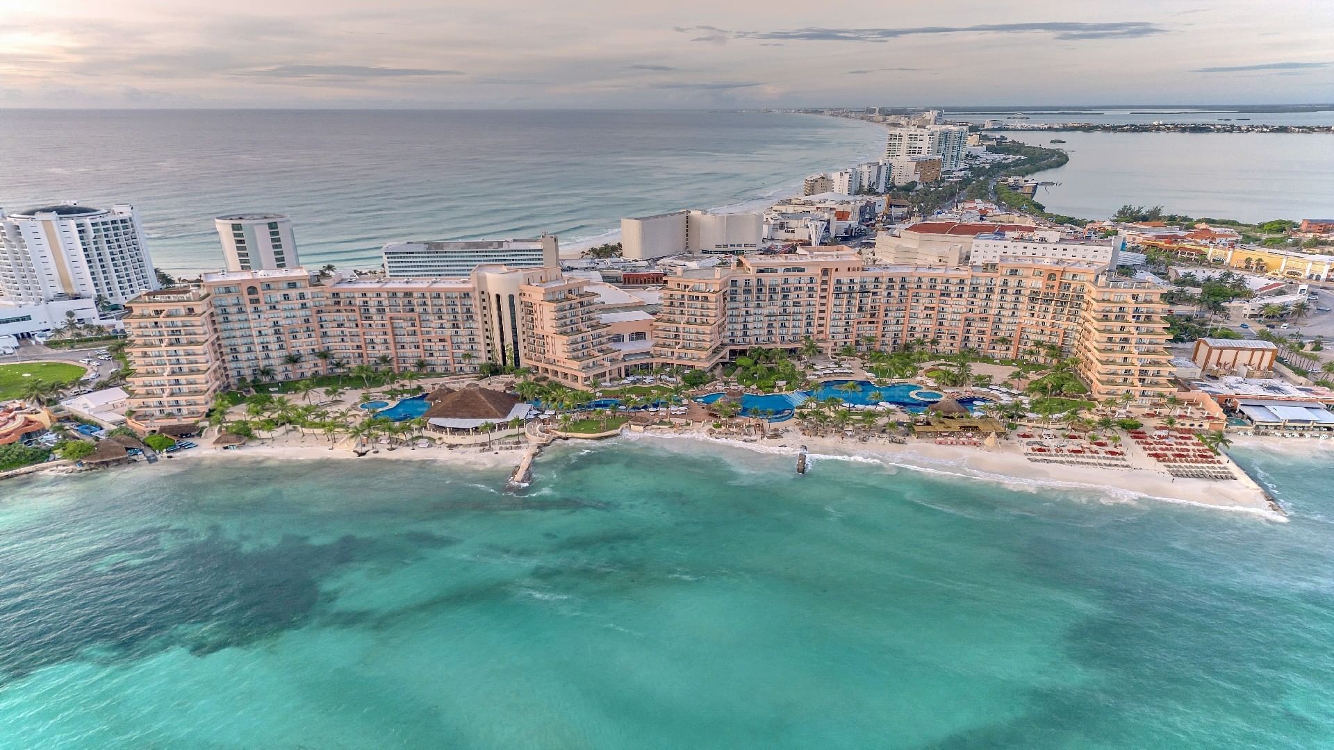 White-sand beach at Grand Fiesta Americana Coral Beach Cancun