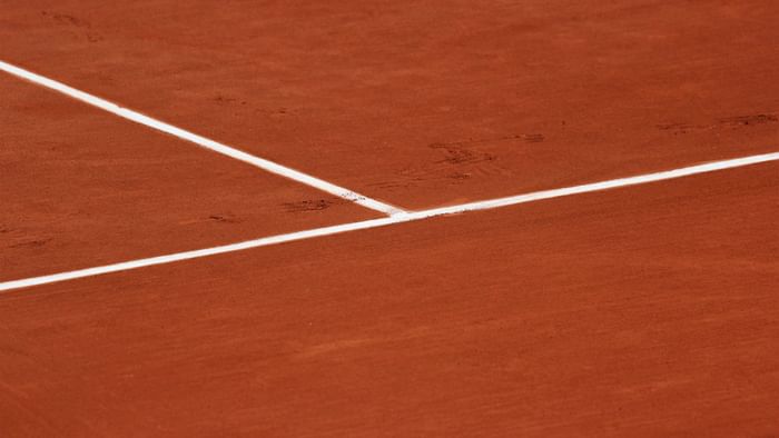 Closeup of a tennis court near Originals Hotels