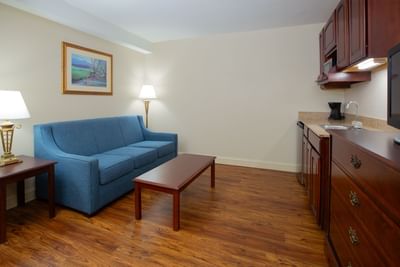 Music Road Resort Inn - Executive Suite Living Area