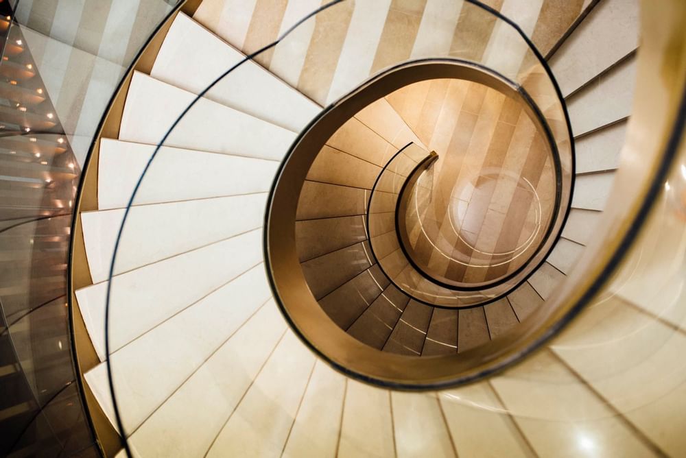 Escaleras desde arriba en Almanac Barcelona