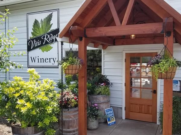 Vitis Ridge Winery 